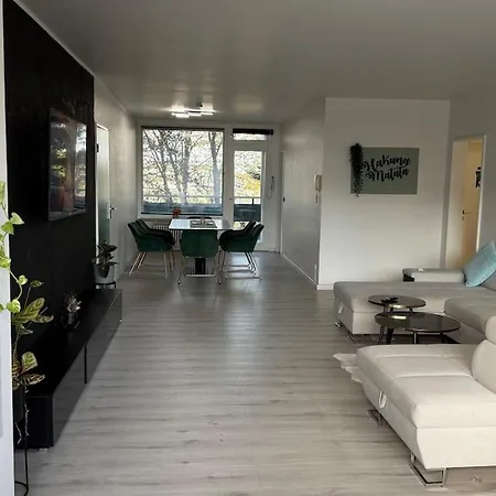 Apartament Modern & Cozy With Fireplace & Balcony Kolonia