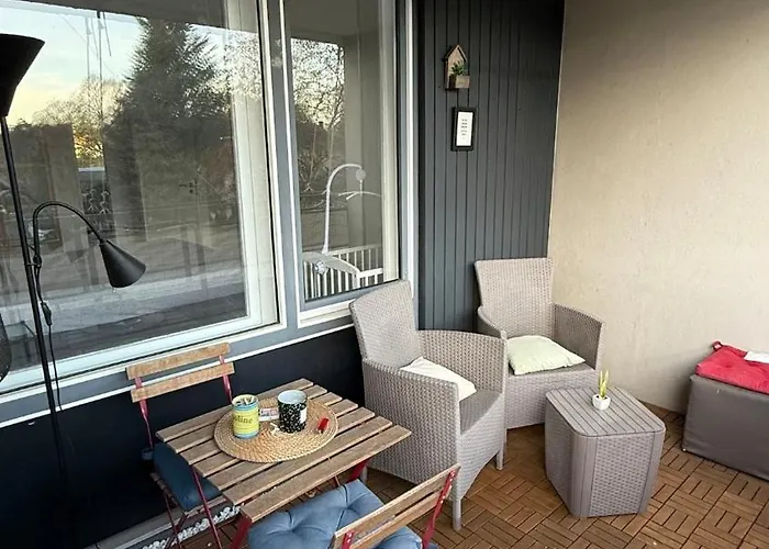 Modern & Cozy With Fireplace & Balcony * Kolonia