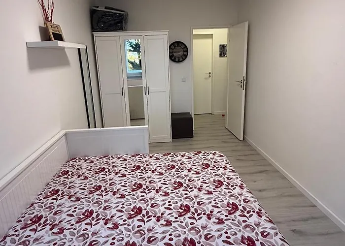 Appartement Modern & Cozy With Fireplace & Balcony *