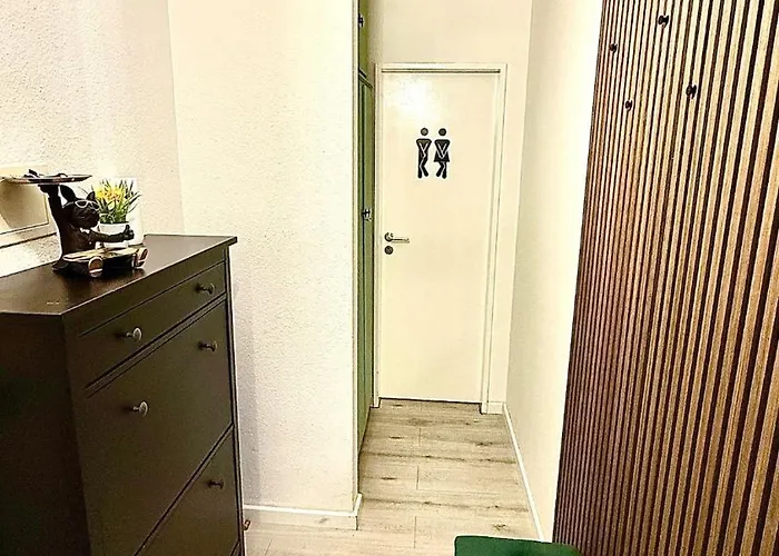 公寓 Modern & Cozy With Fireplace & Balcony *